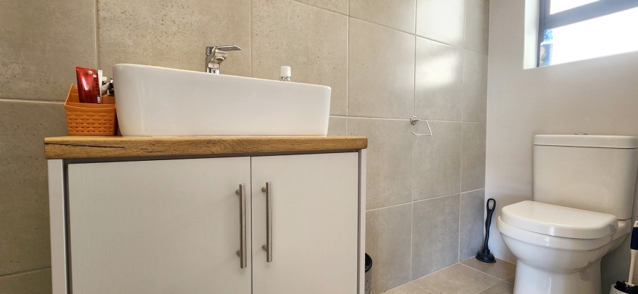 3 Bedroom Property for Sale in Oceanview Heights Western Cape